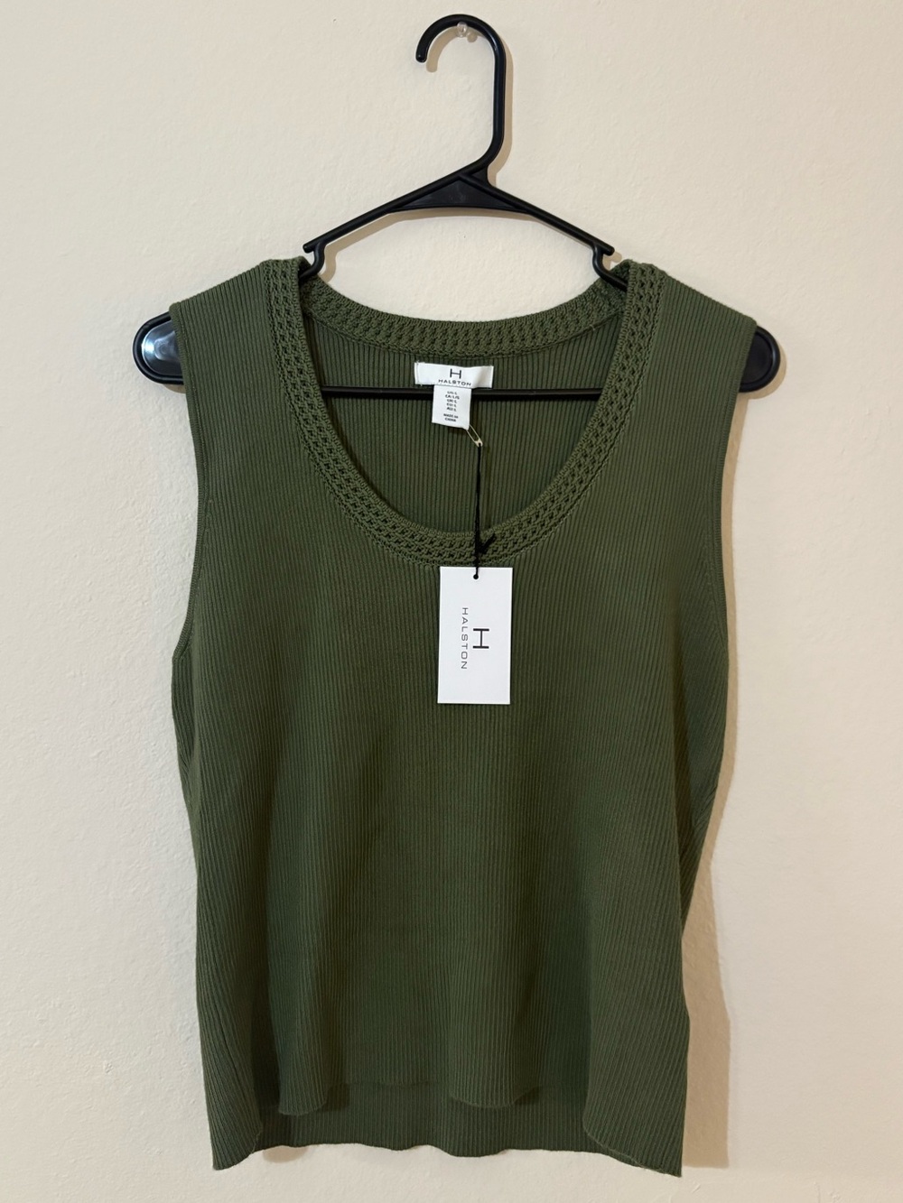 NWT Halston Ribbed Sleeveless Tank Top Olive Green Size Large